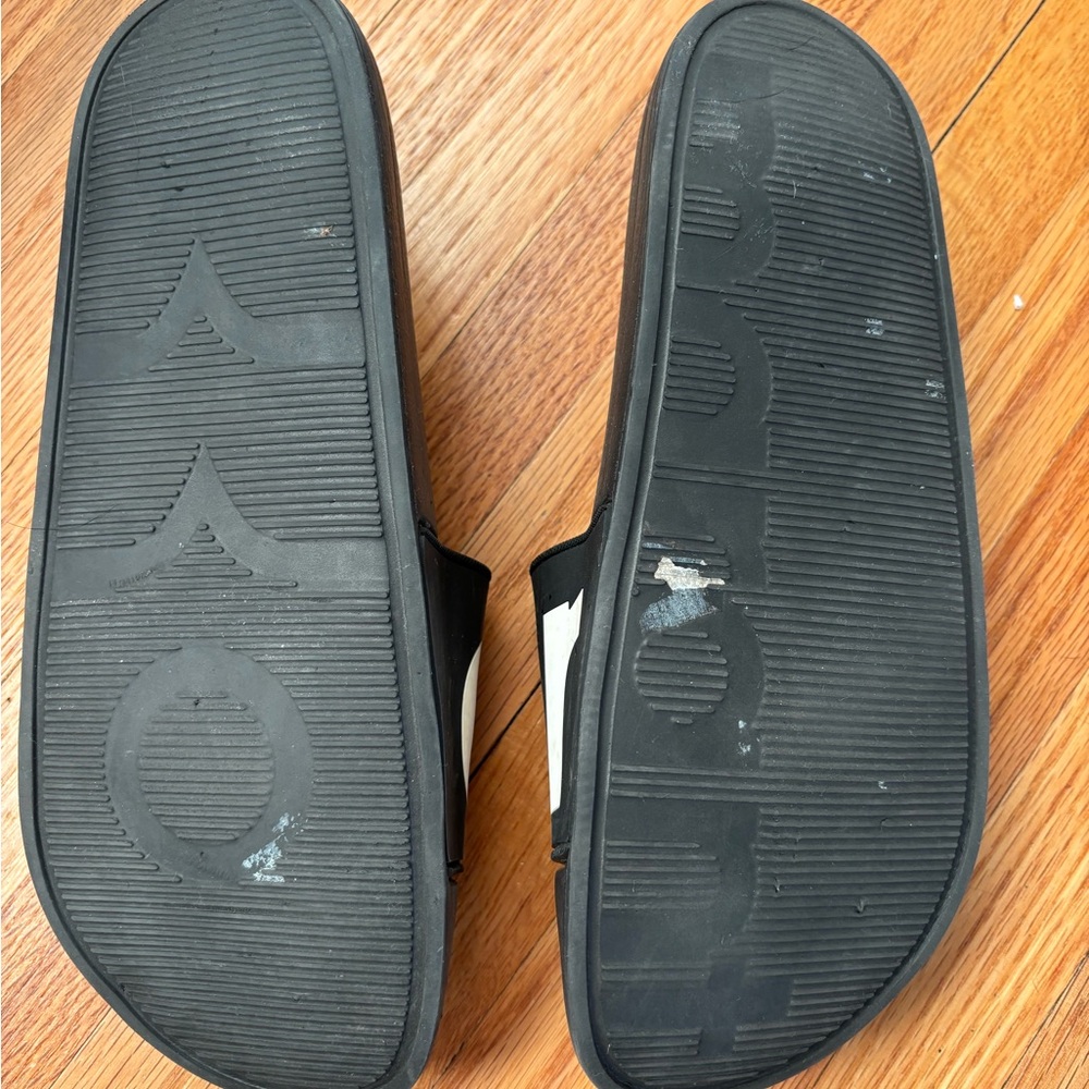 Isabel Marant designer pool slides - Picture 2 of 4